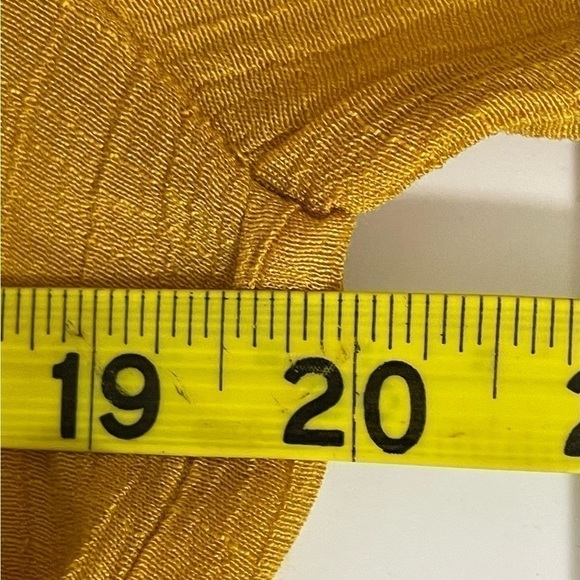 By & By sz sm shirt golden looks liken a textured linen without the wrinkles - Picture 4 of 12